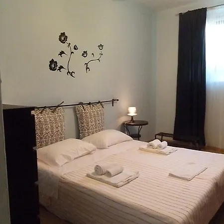 Pensión Myroom Statuto